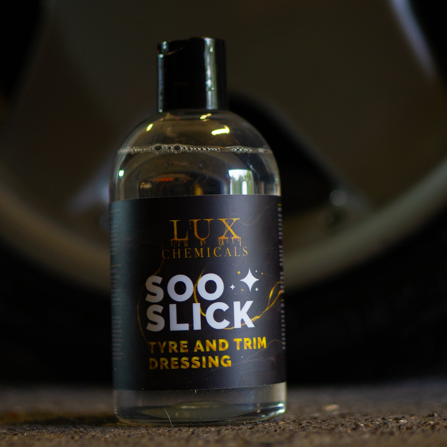 LUX SOO SLICK TYRE AND TRIM DRESSING